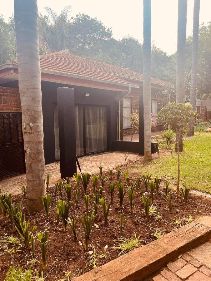 The Hart House Bed & Breakfast Hartbeespoort Bagian luar foto