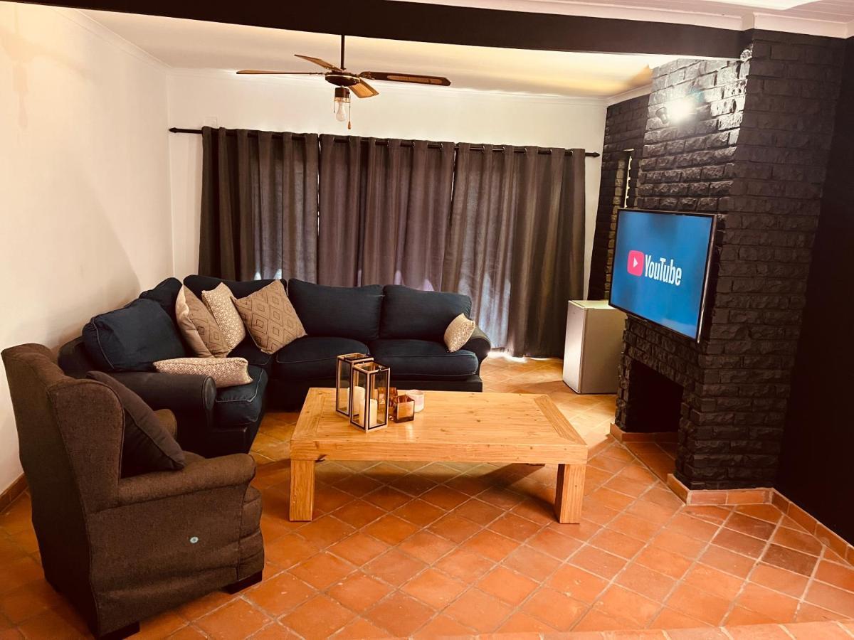 The Hart House Bed & Breakfast Hartbeespoort Bagian luar foto