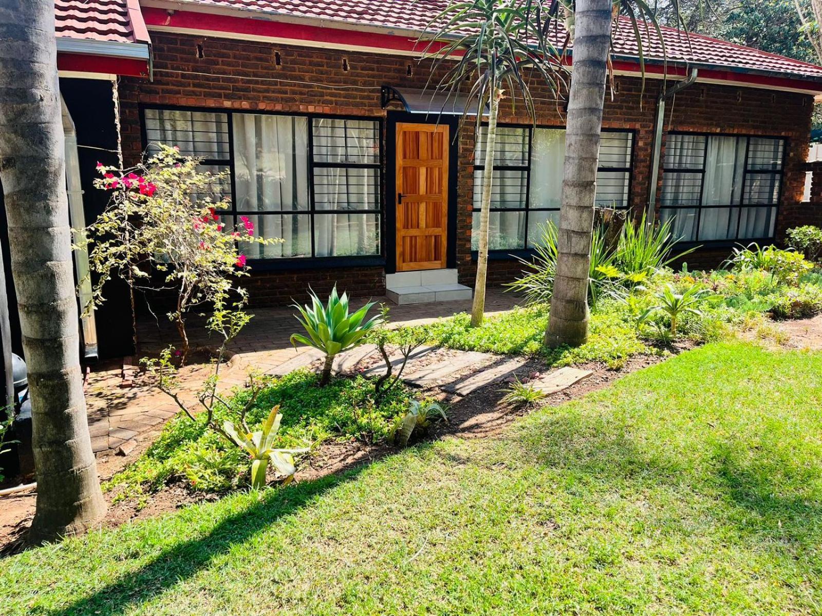 The Hart House Bed & Breakfast Hartbeespoort Bagian luar foto